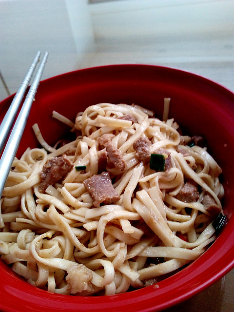 Quick Recipe: Sate pork noodle