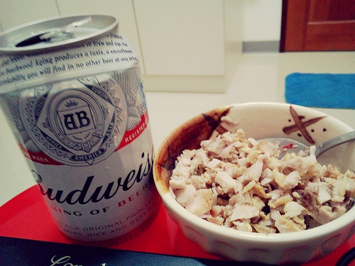 Ending my day with an ice cold beer with crispy pork sisig as appetizer
